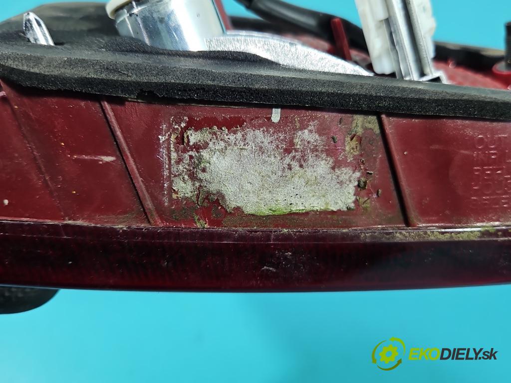 Hyundai Santa Fe III 2012–2018 2.4 GDI 190 hp automatic 140 kW 2359 cm3 5- světlo zadní pravé 92406-4Z500 (Klika dveří ostatní)