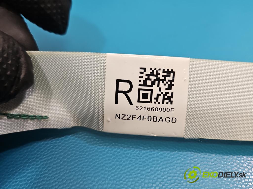 Toyota Rav4 IV 2013-2018 2.0 D4D 124hp manual 91 kW 1998 cm3 5- clona pravé 621668900E