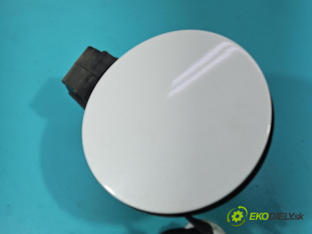 Hyundai Santa Fe III 2012–2018 2.4 GDI 190 HP automatic 140 kW 2359 cm3 5- Klapka nádrže palivo  (Kľučka dverí ostatné)