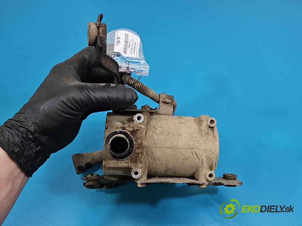 Toyota Rav4 IV 2013-2018 2.0 D4D 124 hp manual 91 kW 1998 cm3 5- Webasto 10R-032472 (Webasto (nezávislé topení))