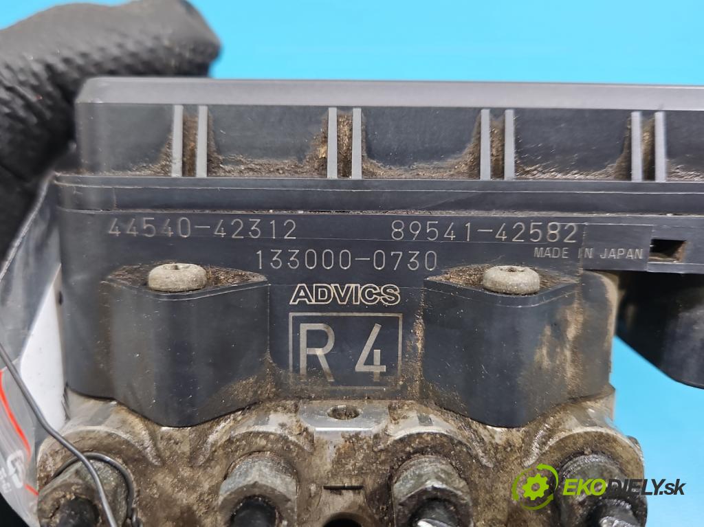 Toyota Rav4 IV 2013-2018 2.0 D4D 124hp manual 91 kW 1998 cm3 5- čerpadlo abs 44540-42312 (Pumpa ABS)