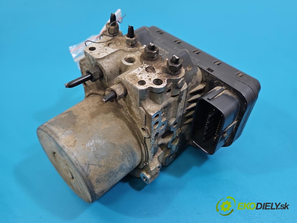 Toyota Rav4 IV 2013-2018 2.0 D4D 124 hp manual 91 kW 1998 cm3 5- čerpadlo abs 44540-42312 (Pumpa ABS)