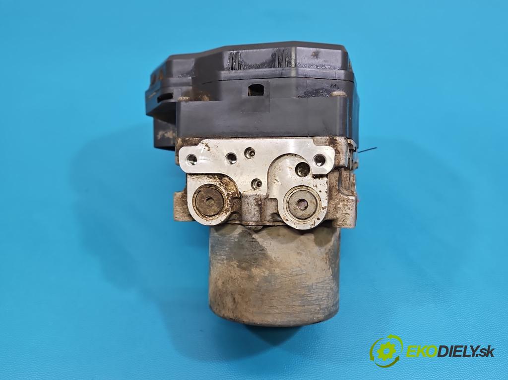 Toyota Rav4 IV 2013-2018 2.0 D4D 124hp manual 91 kW 1998 cm3 5- čerpadlo abs 44540-42312 (Pumpa ABS)