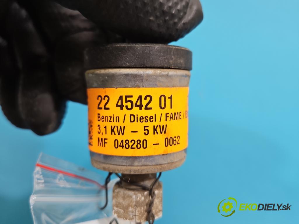 Toyota Rav4 IV 2013-2018 2.0 D4D 124 hp manual 91 kW 1998 cm3 5- čerpadlo paliva webasto 22454201 (Webasto (nezávislé topení))