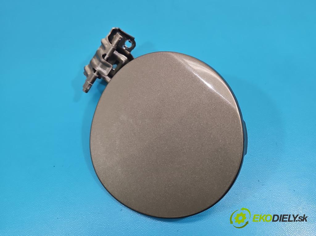 Toyota Rav4 IV 2013-2018 2.0 D4D 124 hp manual 91 kW 1998 cm3 5- Klapka nalévání paliva  (Klika dveří ostatní)