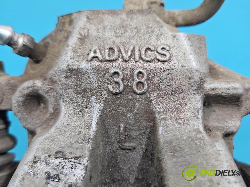 Toyota Rav4 IV 2013-2018 2.0 D4D 124hp manual 91 kW 1998 cm3 5- brzdič zadné ľavý  (Kľučka dverí ostatné)