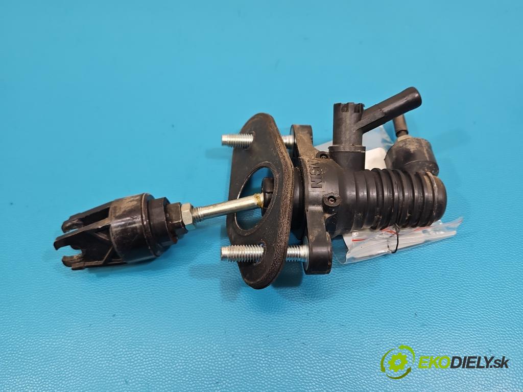 Toyota Rav4 IV 2013-2018 2.0 D4D 124hp manual 91 kW 1998 cm3 5- pompa spojková