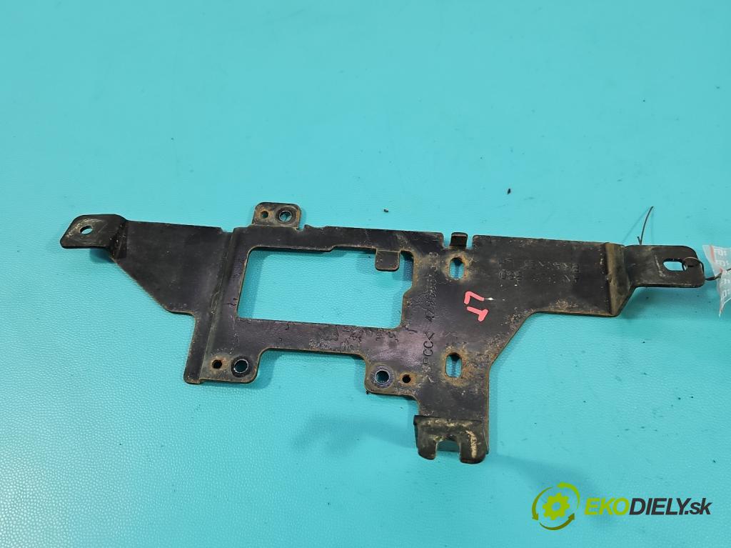 Hyundai Santa Fe III 2012–2018 2.4 GDI 190 HP automatic 140 kW 2359 cm3 5- Upevnenie: