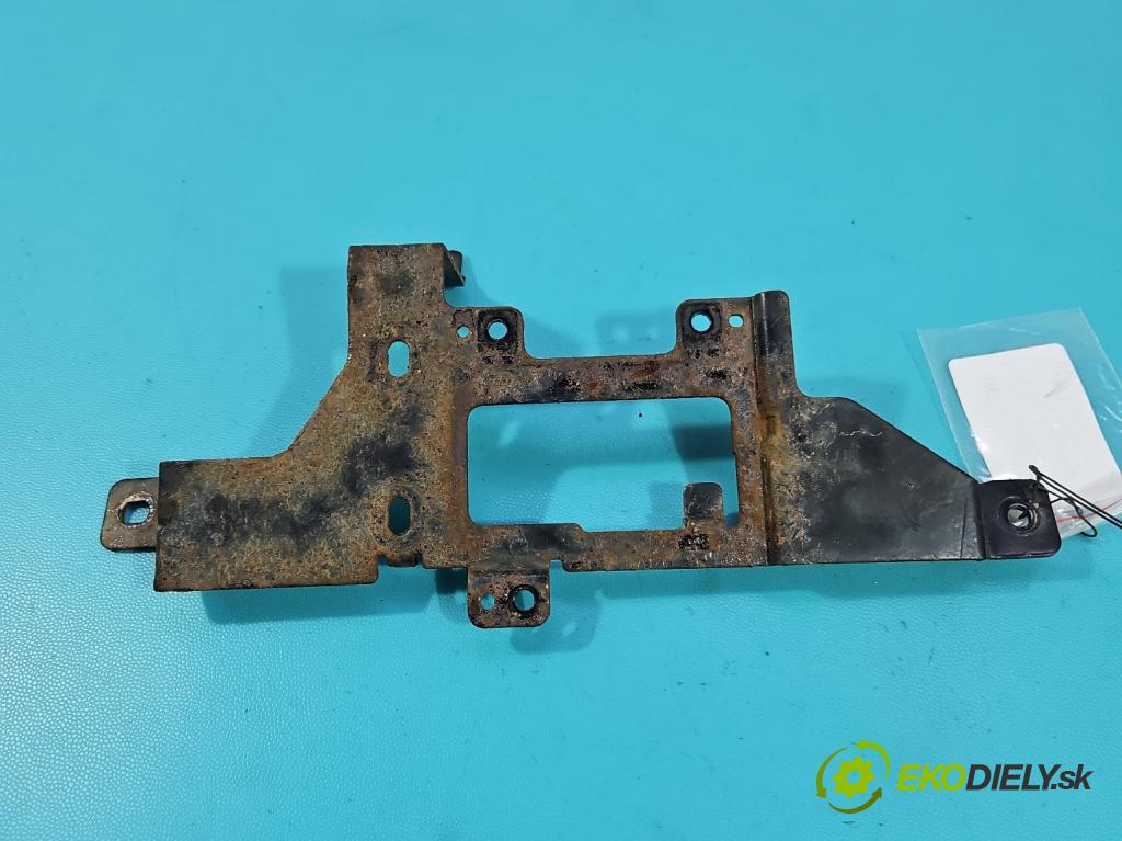 Hyundai Santa Fe III 2012–2018 2.4 GDI 190 HP automatic 140 kW 2359 cm3 5- Upevnenie: