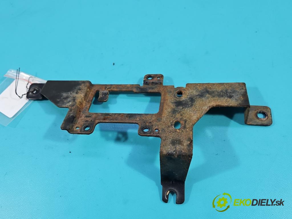 Hyundai Santa Fe III 2012–2018 2.4 GDI 190 HP automatic 140 kW 2359 cm3 5- Upevnenie: