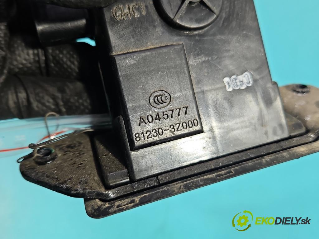 Hyundai Santa Fe III 2012–2018 2.4 GDI 190 HP automatic 140 kW 2359 cm3 5- zámok kufrové dvere zadné 81230-3Z000