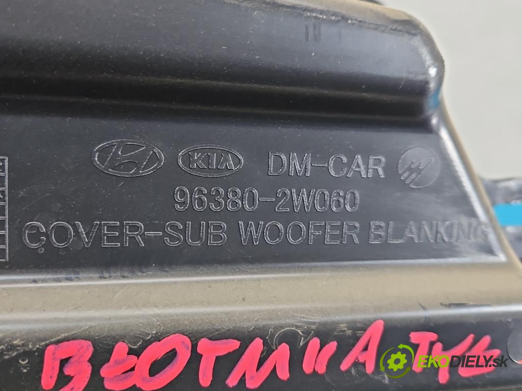 Hyundai Santa Fe III 2012–2018 2.4 GDI 190 HP automatic 140 kW 2359 cm3 5- kryt plast 96380-2W060