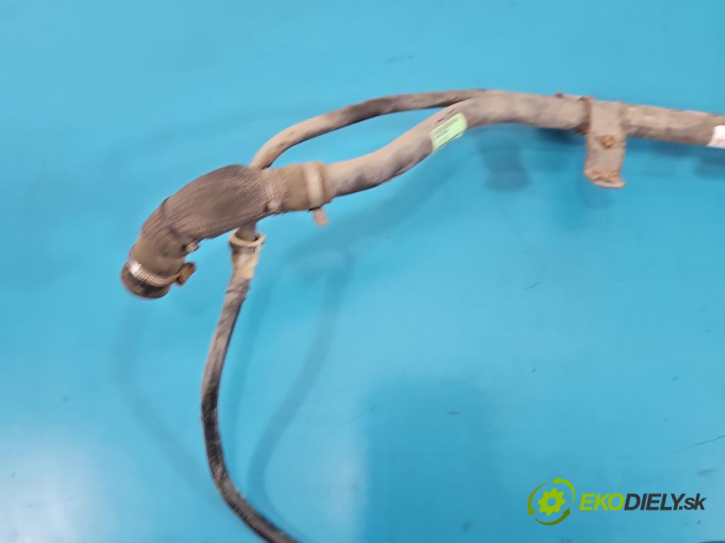 Hyundai Santa Fe III 2012–2018 2.4 GDI 190 HP automatic 140 kW 2359 cm3 5- Nalievacie hrdlo: palivo AR0027389AG