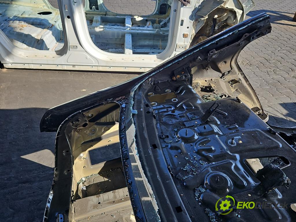 Bmw 3 G20 2018- 2.0 T 156 HP automatic 115 kW 1998 cm3 4- blatník zadné ľavý