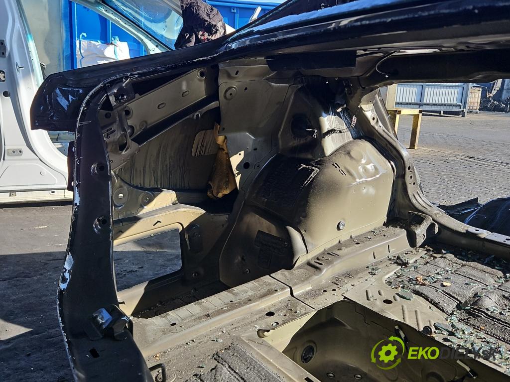 Bmw 3 G20 2018- 2.0 T 156 HP automatic 115 kW 1998 cm3 4- blatník zadné ľavý