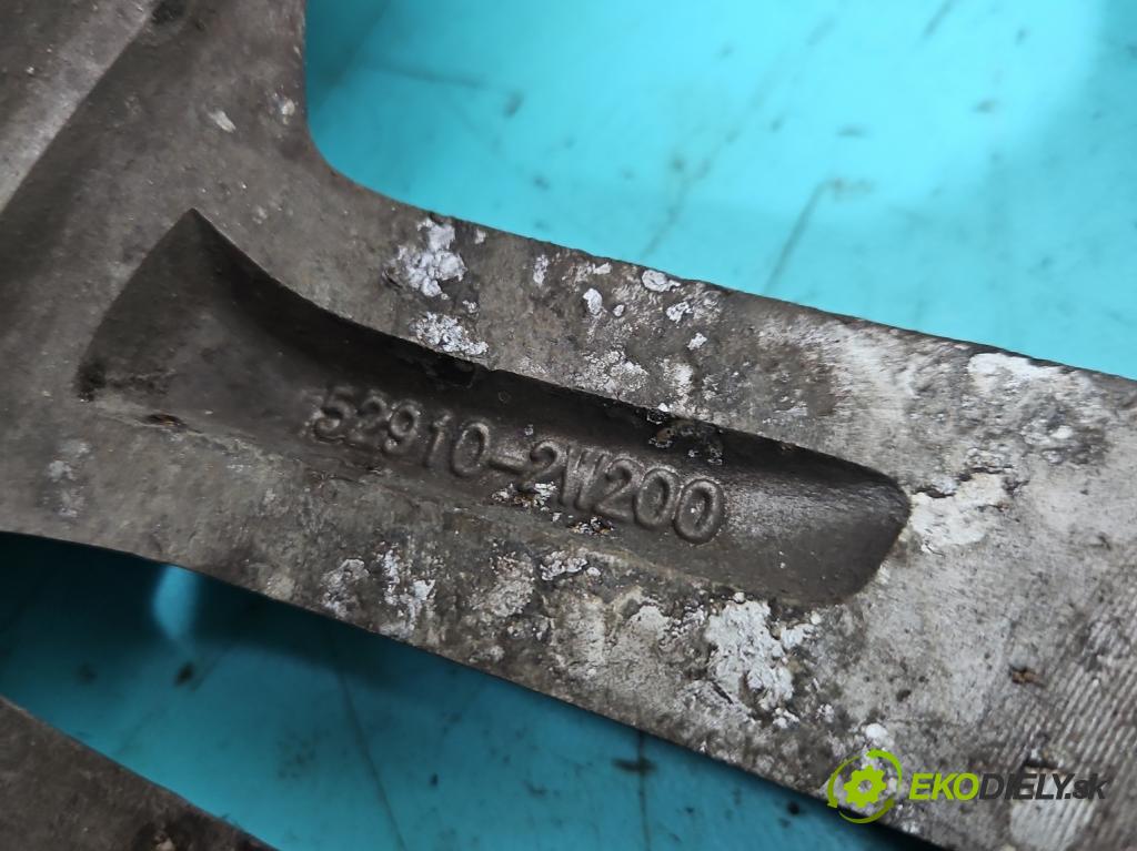 Hyundai Santa Fe III 2012–2018 2.4 GDI 190 hp automatic 140 kW 2359 cm3 5- Felga hliník 17" 52910-2W200