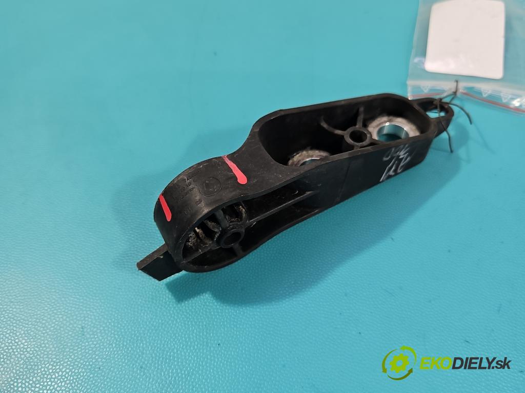 Bmw 3 G20 2018- 2.0 T 156 HP automatic 115 kW 1998 cm3 4- Upevnenie: 7434061