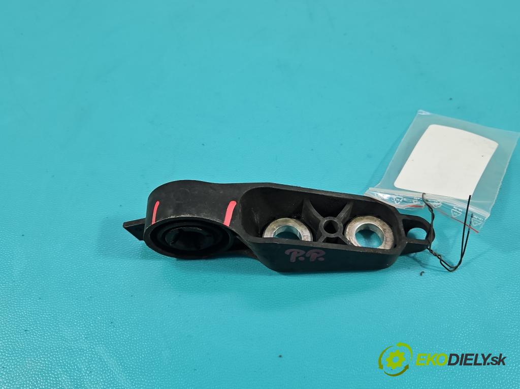 Bmw 3 G20 2018- 2.0 T 156 HP automatic 115 kW 1998 cm3 4- Upevnenie: 7434062