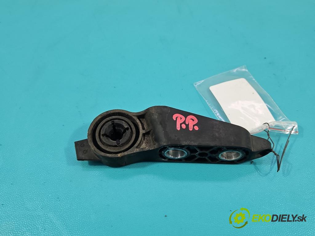 Bmw 3 G20 2018- 2.0 T 156 HP automatic 115 kW 1998 cm3 4- Upevnenie: 7434062