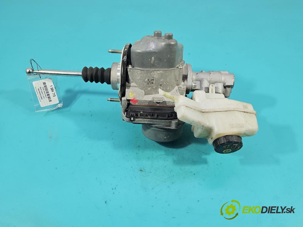 Skoda Superb IV 2023- 2.0 TDI 150 hp automatic 110 kW 1968 cm3 5- servo posilovač 3WA614105AB