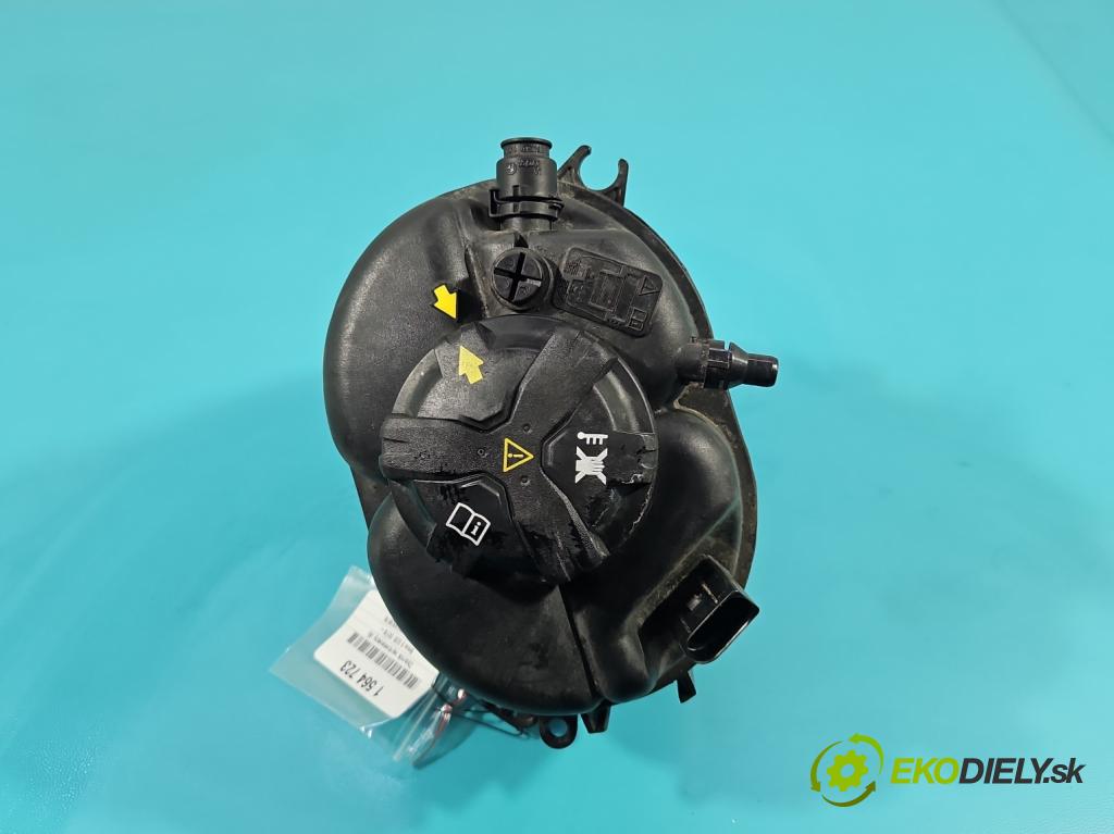 Bmw 3 G20 2018- 2.0 T 156 HP automatic 115 kW 1998 cm3 4- Nádrž: kompenzačné: 8610652