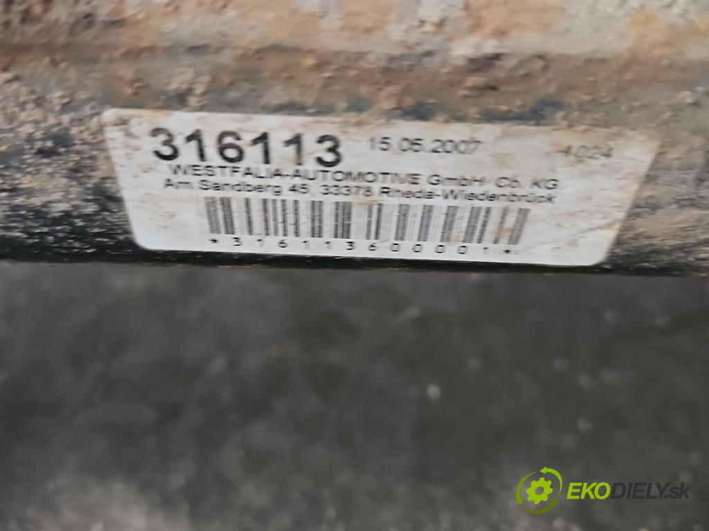 Renault Scenic I 1996-2003 1.6 16V 107 HP manual 79 kW 1598 cm3 5- oko tažné  (Tažné zařízení)