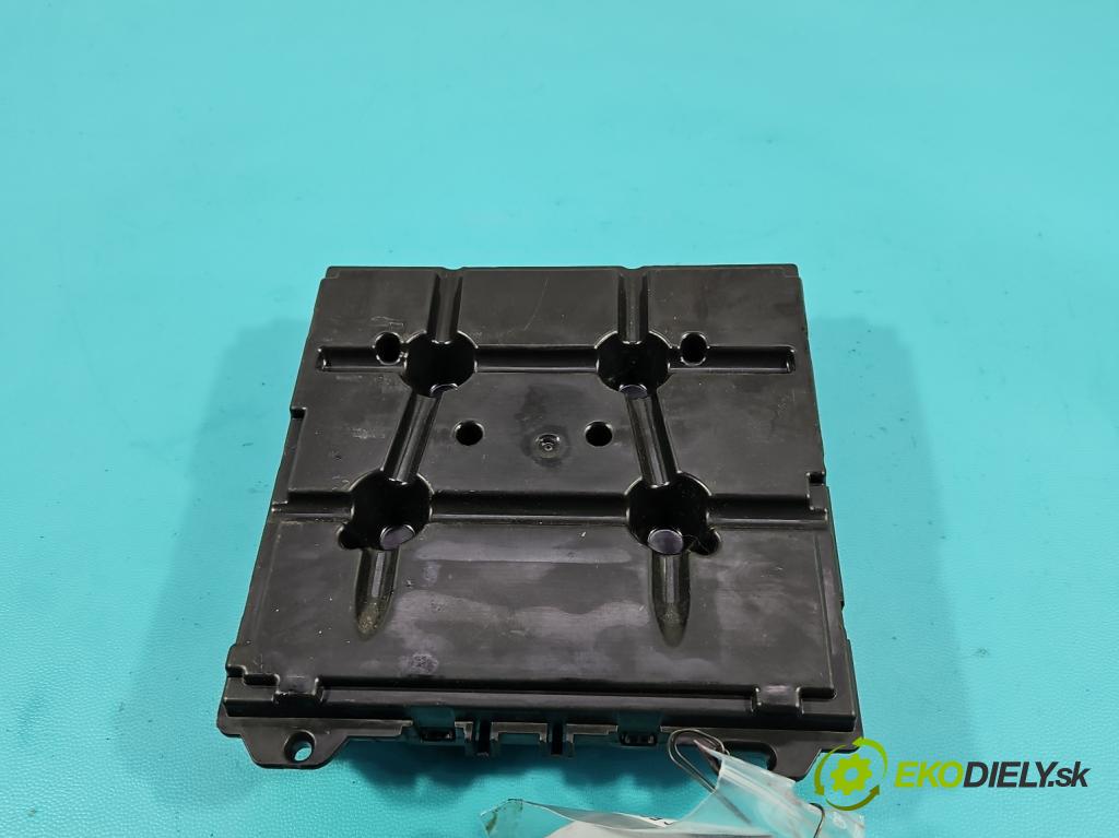 Seat Ibiza IV 6J 2008-2017 1.2 12V 69KM manual 51 kW 1198 cm3 3- riadiaca jednotka komfortu 6R0937087B