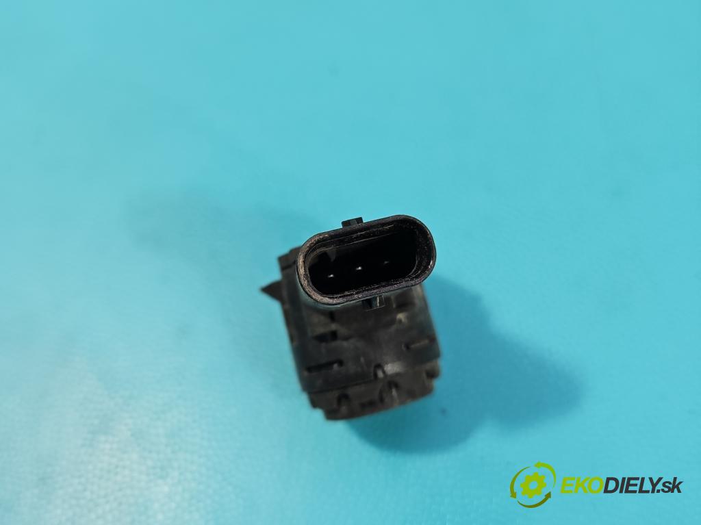 Bmw 3 G20 2018- 2.0 T 156 hp automatic 115 kW 1998 cm3 4- snímač parkování 9826784