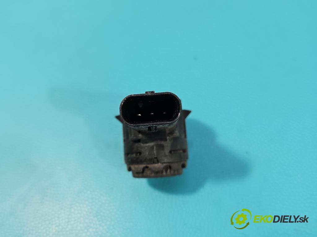 Bmw 3 G20 2018- 2.0 T 156 hp automatic 115 kW 1998 cm3 4- snímač parkování 0263053558