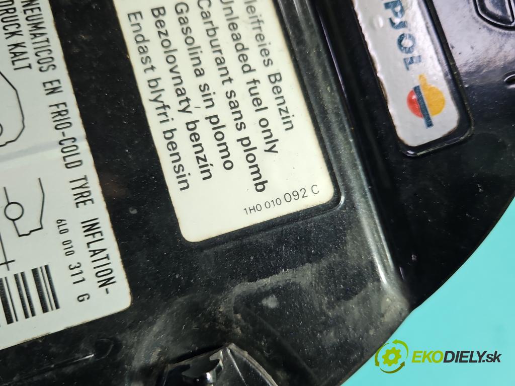 Seat Ibiza IV 6J 2008-2017 1.2 12V 69KM manual 51 kW 1198 cm3 3- Klapka nádrže palivo  (Kľučka dverí ostatné)