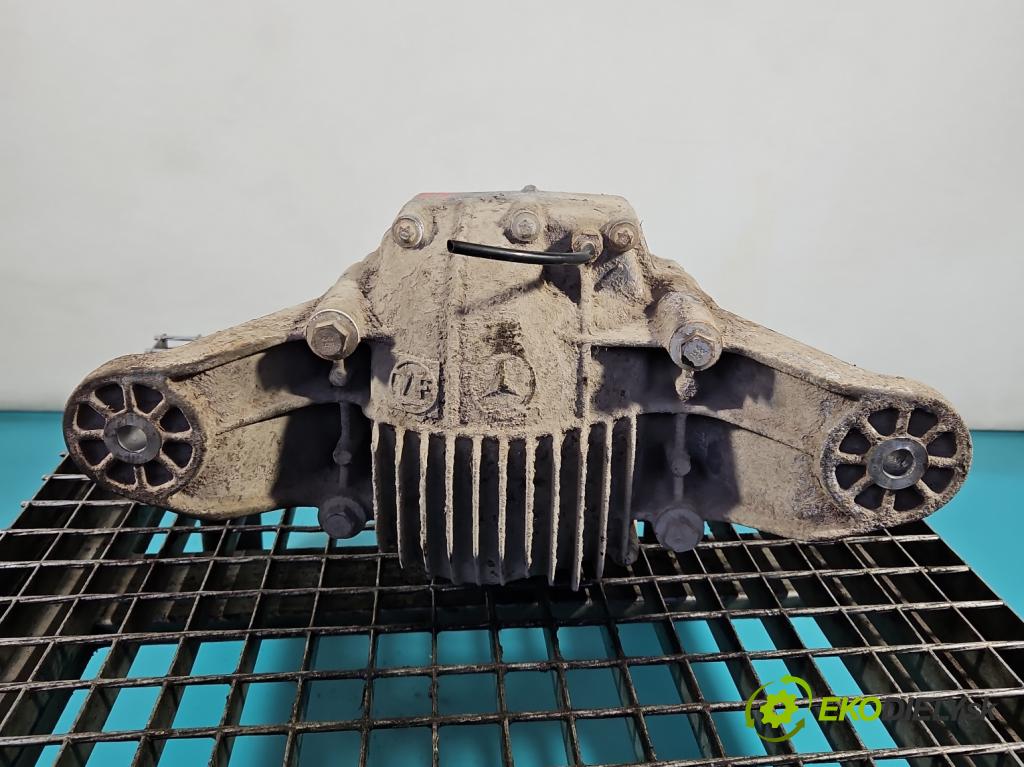 Mercedes ML W164 2005-2011 3.0 CDI V6 224hp automatic 165 kW 2987 cm3 5- Most: zadní: 4460-310-032