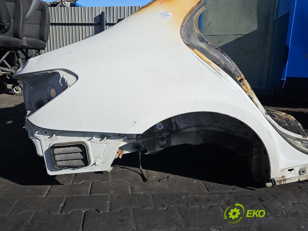 Mercedes A W177 2018- 2.0 T 306KM automatic 225 kW 1991 cm3 4- blatník zadné pravý