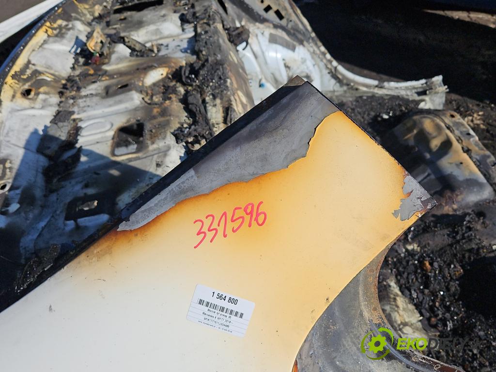 Mercedes A W177 2018- 2.0 T 306KM automatic 225 kW 1991 cm3 4- blatník zadné pravý