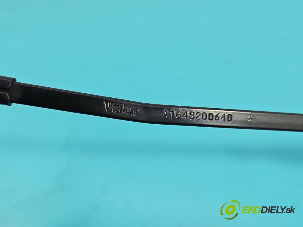 Mercedes ML W164 2005-2011 3.0 CDI V6 224hp automatic 165 kW 2987 cm3 5- rameno stieračov pravé A1648200640