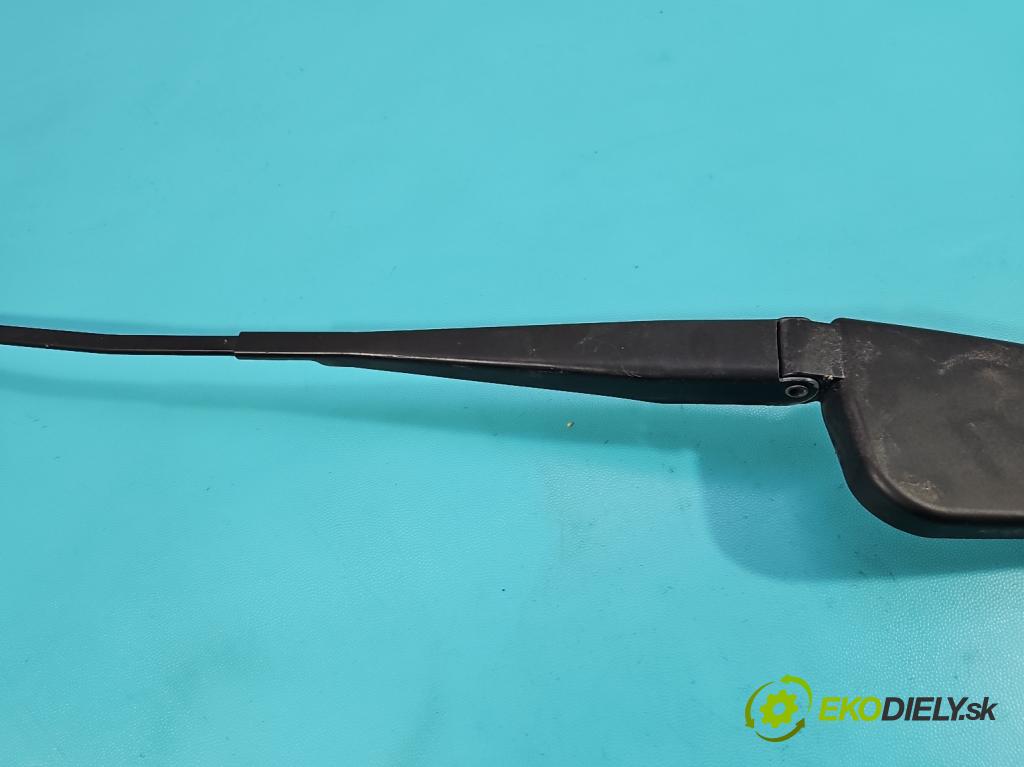 Mercedes ML W164 2005-2011 3.0 CDI V6 224hp automatic 165 kW 2987 cm3 5- rameno stieračov pravé A1648200640