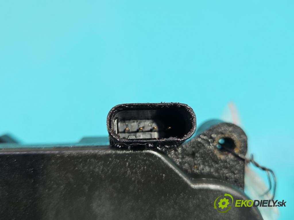 Mercedes ML W164 2005-2011 3.0 CDI V6 224hp automatic 165 kW 2987 cm3 5- Ovladač: klapky: kolektor A642150049402 (Motorček ostatné)