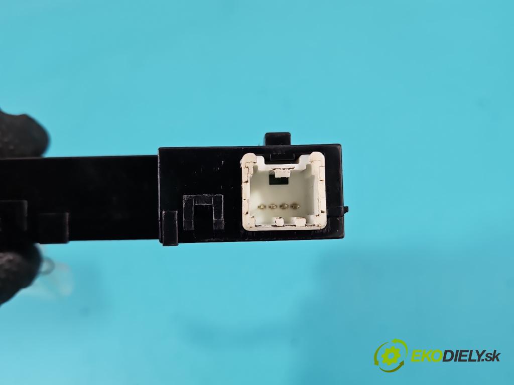 Mazda 5  2005-2010 2.0 citd 143 HP manual 105 kW 1998 cm3 5- snímač uhla otočenie: 3M5T-3F818-AC