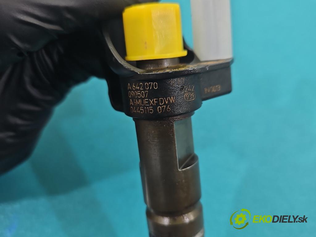 Mercedes ML W164 2005-2011 3.0 CDI V6 224hp automatic 165 kW 2987 cm3 5- vstrek 0445115076 (Vstrekovač paliva)