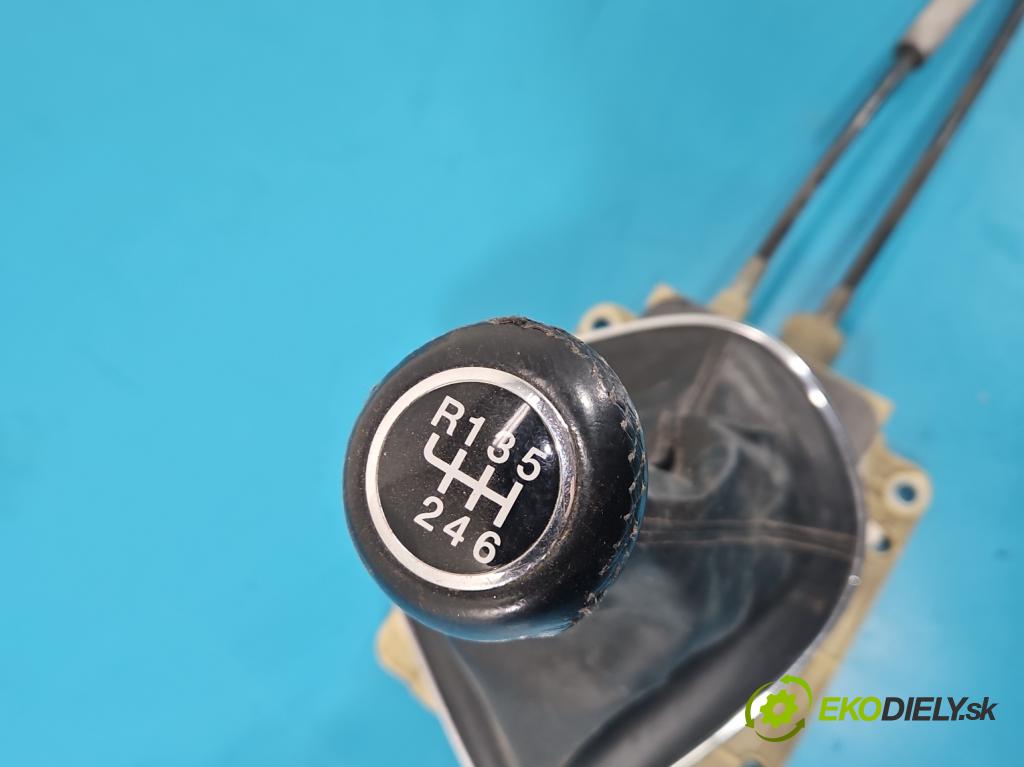 Fiat Bravo II 2007-2014 1.4 T 120 hp manual 88 kW 1368 cm3 5- kulisa změny stupňová 553455920 (Řadicí páka (kulisa) )