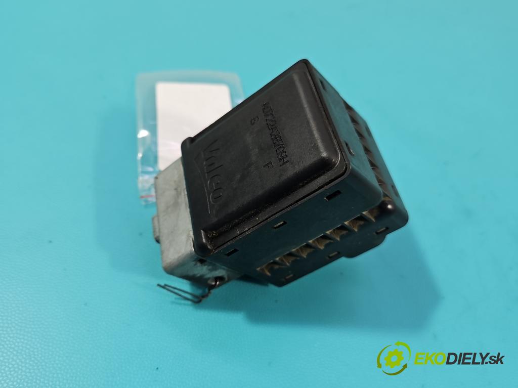 Renault Megane III 2008-2016 1.9 dci 131 HP manual 96 kW 1870 cm3 5- Blokáda: řízení: 8200604932 (Riadenie ostatné)