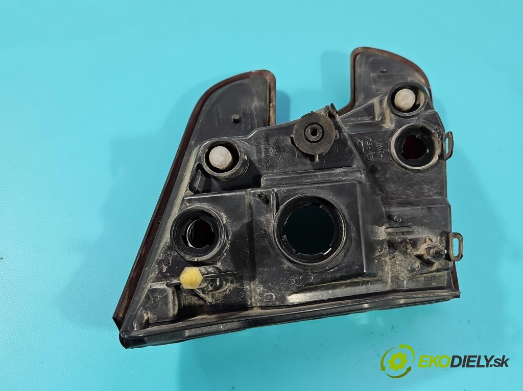 Renault Megane III 2008-2016 1.9 dci 131 HP manual 96 kW 1870 cm3 5- svetlo / reflektor zadné pravé 265500027R (Kľučka dverí ostatné)