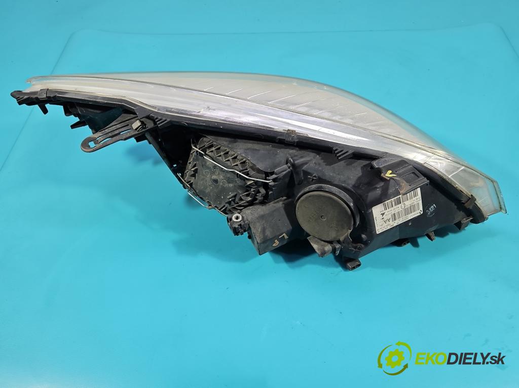 Renault Megane III 2008-2016 1.9 dci 131 HP manual 96 kW 1870 cm3 5- Reflektor: ľavý 260600017R (Kľučka dverí ostatné)