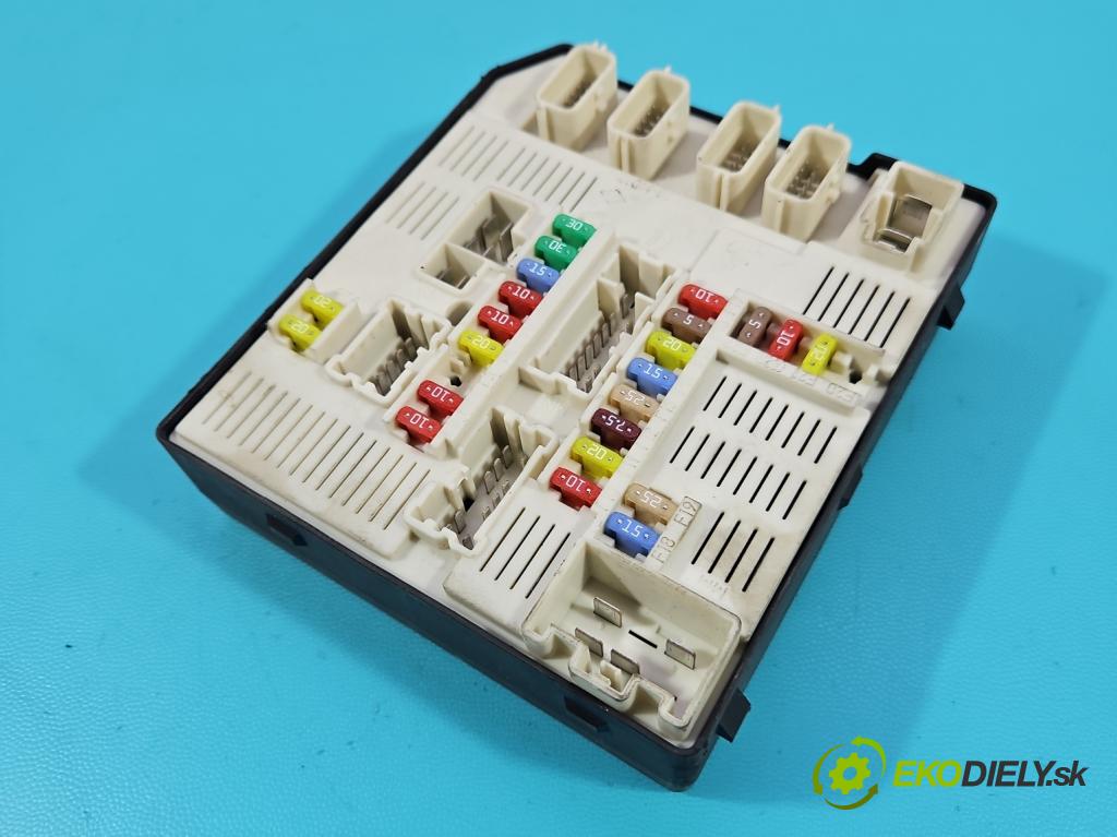 Renault Megane III 2008-2016 1.9 dci 131 HP manual 96 kW 1870 cm3 5- riadiaca jednotka ostatné 284B60008R