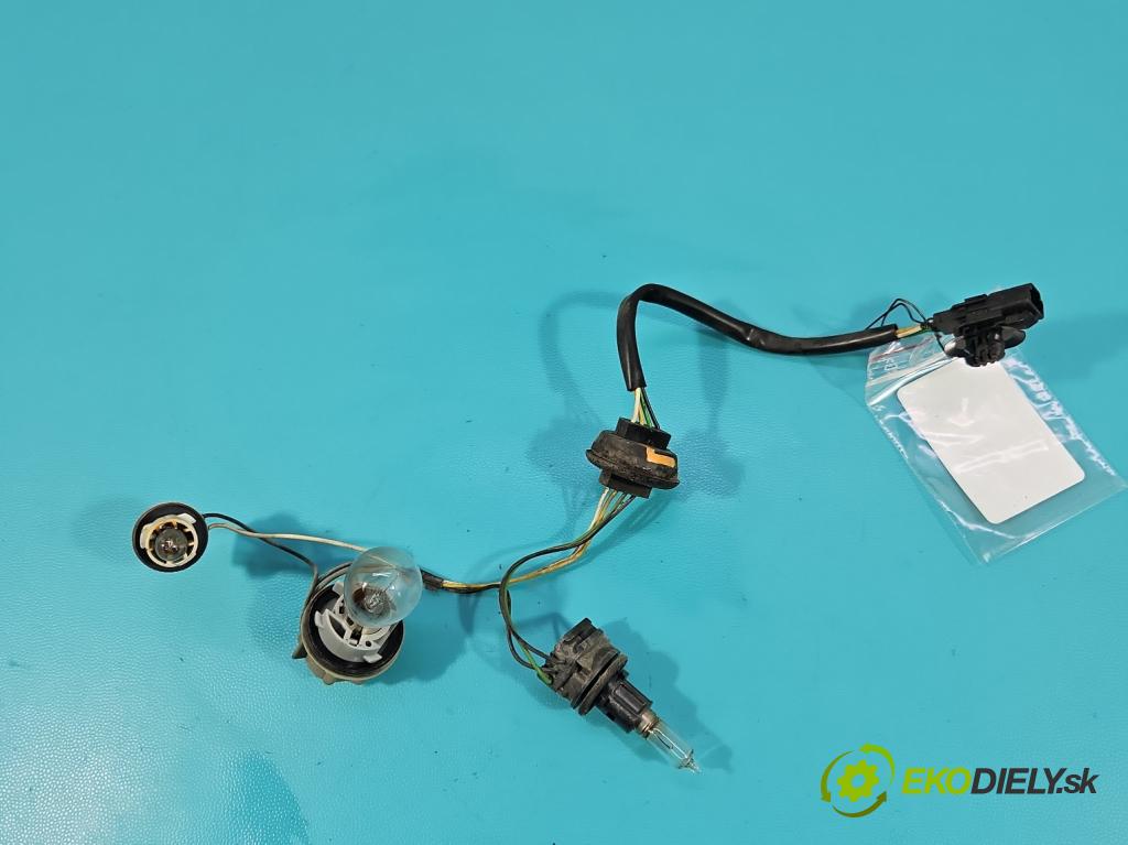 Renault Megane III 2008-2016 1.9 dci 131 HP manual 96 kW 1870 cm3 5- Zväzok: ostatné 1379658