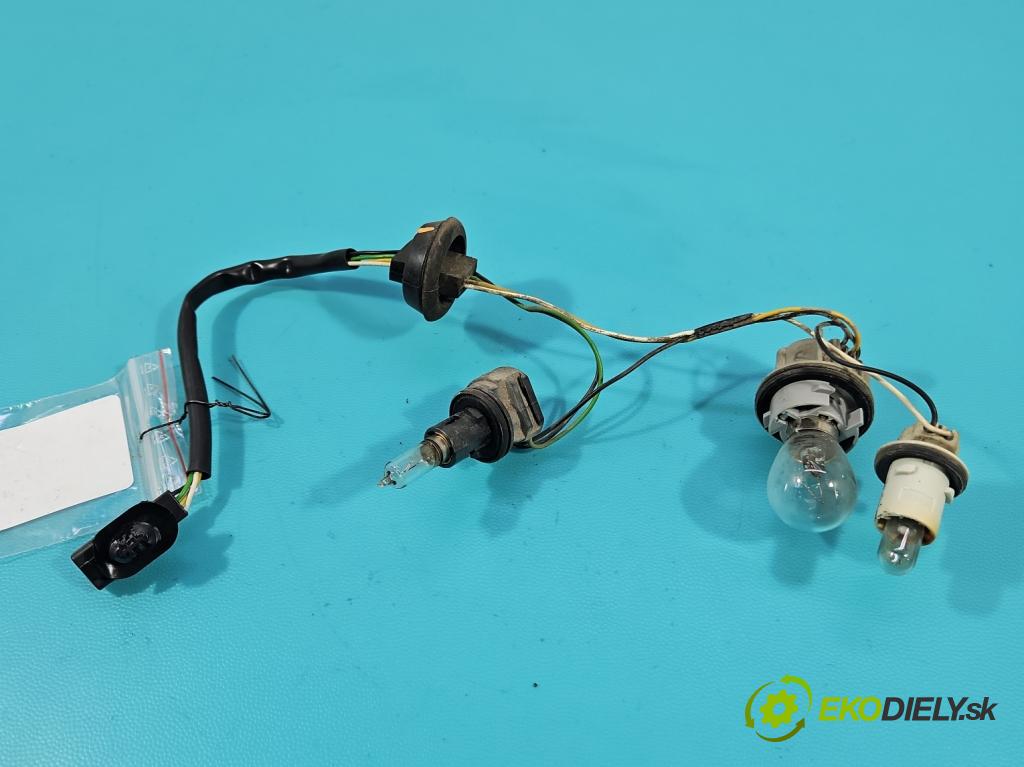 Renault Megane III 2008-2016 1.9 dci 131 HP manual 96 kW 1870 cm3 5- Zväzok: ostatné 1384160