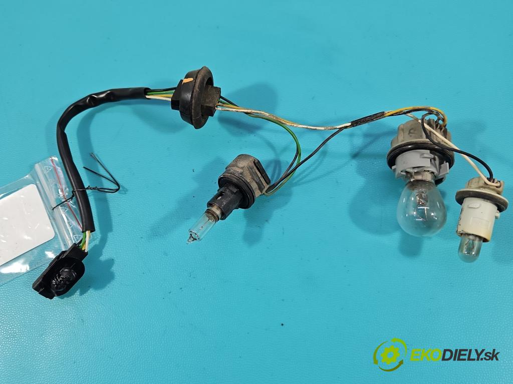 Renault Megane III 2008-2016 1.9 dci 131 HP manual 96 kW 1870 cm3 5- Zväzok: ostatné 1384160