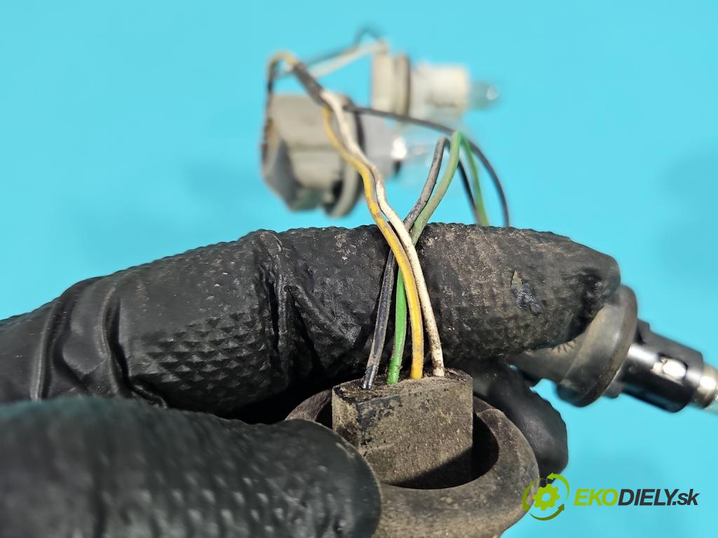 Renault Megane III 2008-2016 1.9 dci 131 HP manual 96 kW 1870 cm3 5- Zväzok: ostatné 1384160