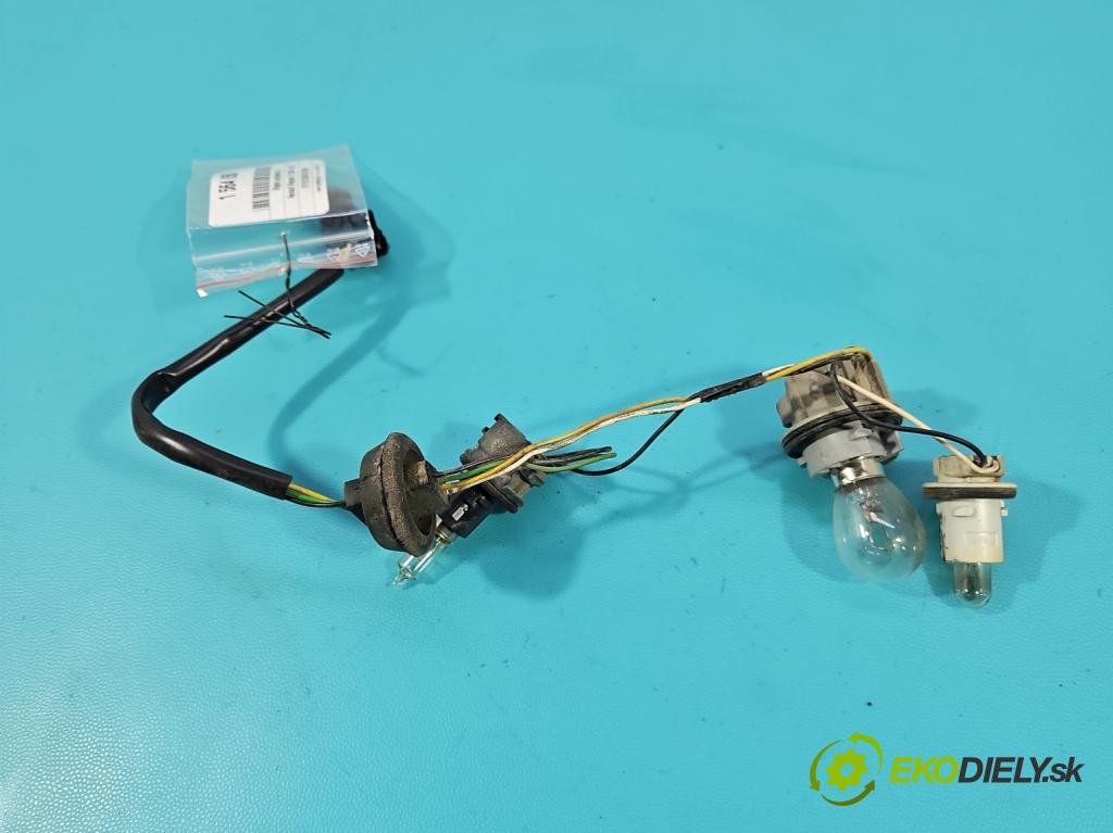 Renault Megane III 2008-2016 1.9 dci 131 HP manual 96 kW 1870 cm3 5- Zväzok: ostatné 1384160