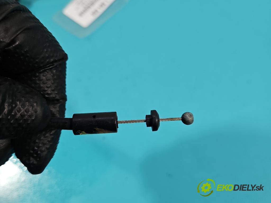 Renault Megane III 2008-2016 1.9 dci 131 HP manual 96 kW 1870 cm3 5- zámok zadné ľavý 825030002R