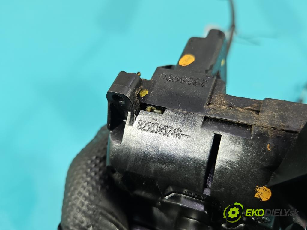 Renault Megane III 2008-2016 1.9 dci 131 HP manual 96 kW 1870 cm3 5- zámok zadné ľavý 825030002R